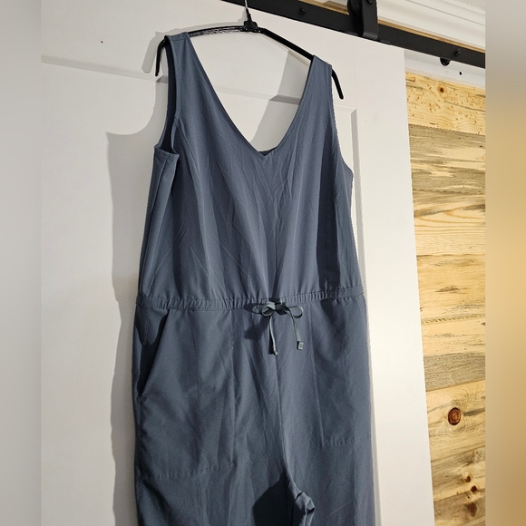 Patagonia Women's Fleetwith Jumpsuit Light Plume Grey Size Medium - Picture 5 of 11